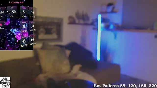 ainsleymadison (F milf) - Pussy play