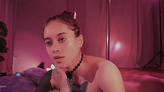 _avriles_ (F young) - 🤍undress me all + massage me with oil