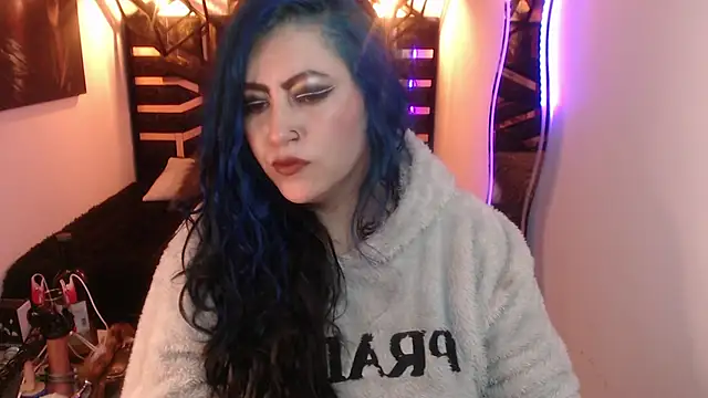 scarleth_blue webcam