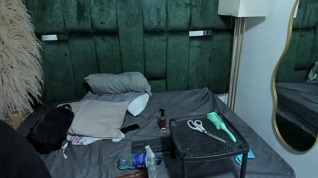 AliciaWhite_nt webcam