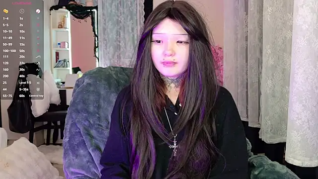 lein_bone (F teen) - Masturbate pussy until cum