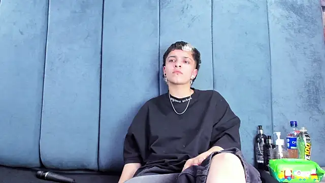 Megan_Thompson_ webcam