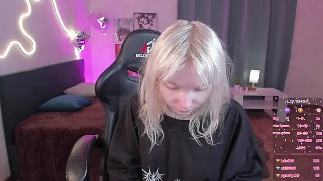 tattoo_art_baby webcam