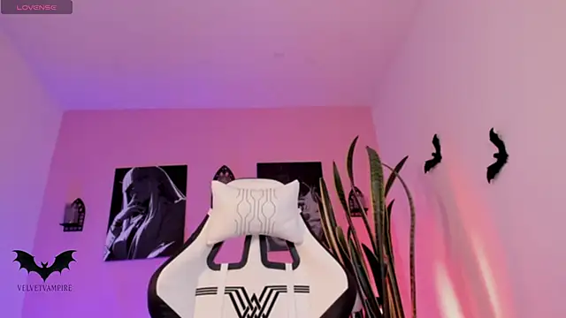 VelvetVampiree webcam