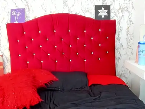 Alejandra_and_James_ webcam