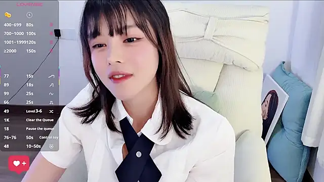 美女peachy_kiss在线直播