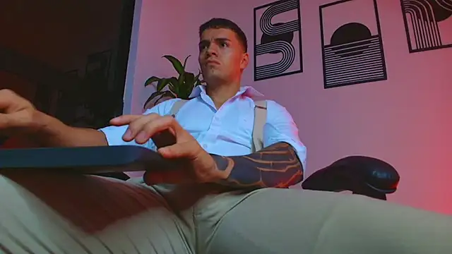 ALPHA_DOMINUS_ webcam