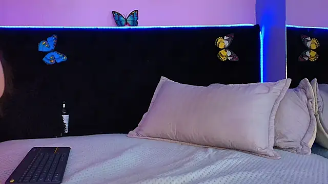 Anastasia_Whitee webcam