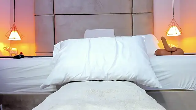 isabel_sofiaa webcam