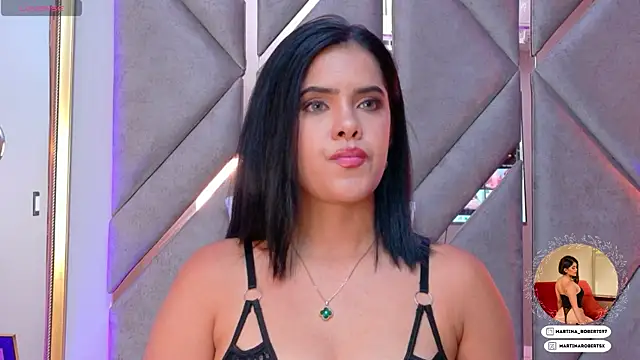 Martina-Roberts- webcam