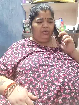 tamilthanushri Stripchat cam model