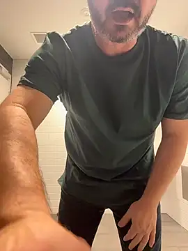 chubbylittlesecret (Ask my age) - Blow my load