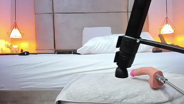 isabel_sofiaa webcam