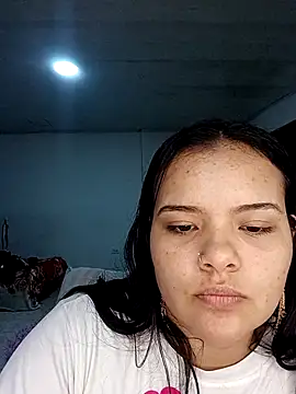 Emily_Rouse23 live sex cam