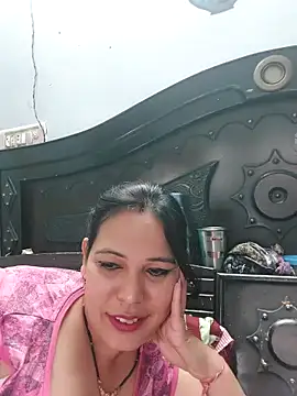 Poojabhabi101 webcam