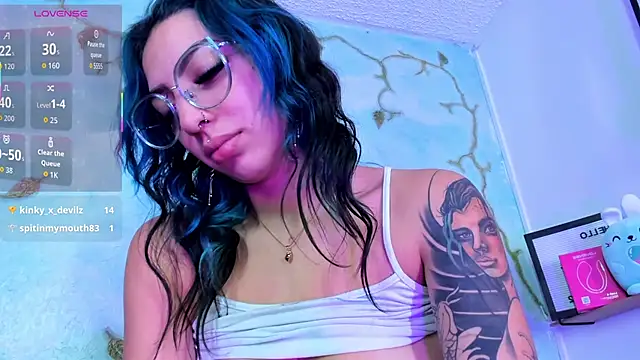 SaturnooStonee webcam