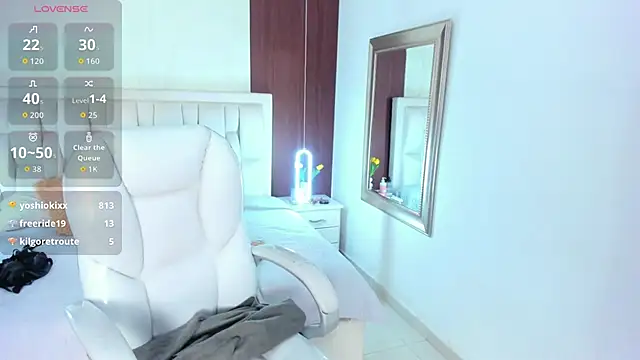 Mia_brunette26 webcam