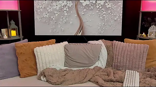 Entitled_Bitch webcam