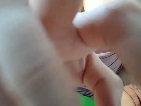 AngelwithEcup webcam