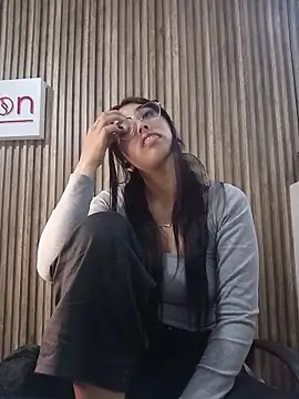 Valk_submissive webcam