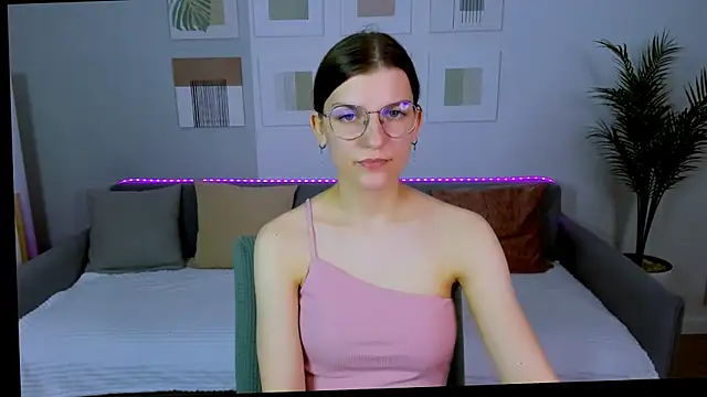 annathorne - AnnaThorne's free webcam - UK Sex Cams