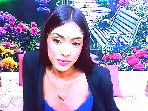 IndianPretty14u2Luv webcam