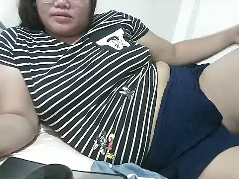 Singlemom_Anne webcam