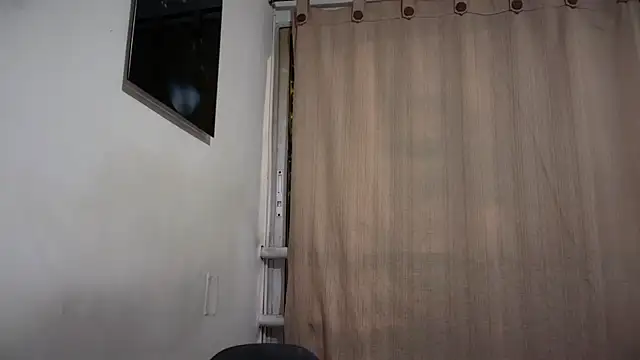 romeolovedark live sex cam