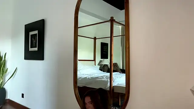 kamila_18_french webcam