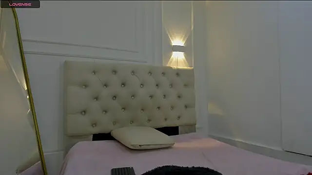 charlotte_dante212 webcam