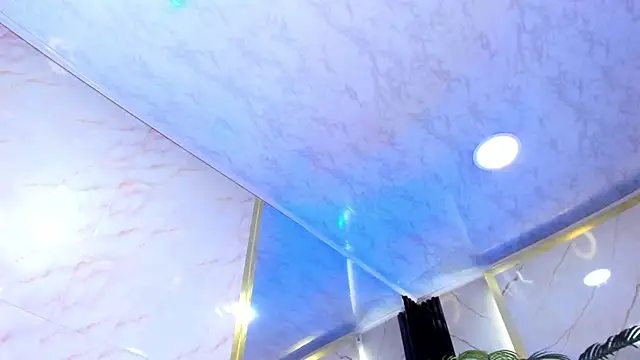 VictoriaKyros webcam