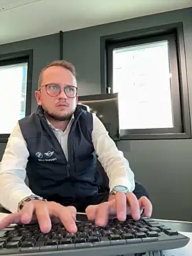 thehornyguy97 webcam