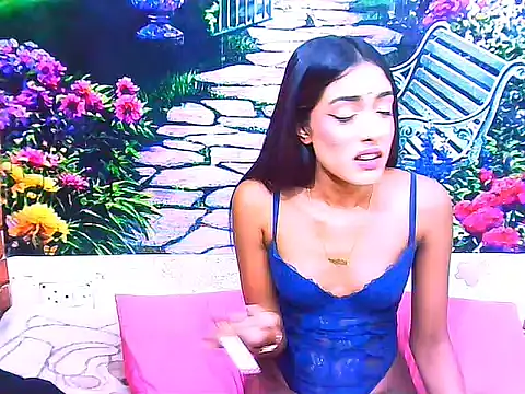 IndianPretty14u2Luv webcam