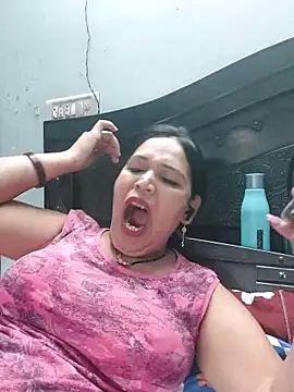 Poojabhabi101 webcam