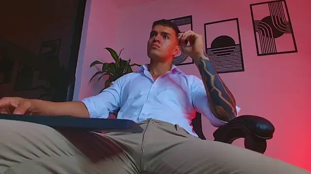 ALPHA_DOMINUS_ webcam