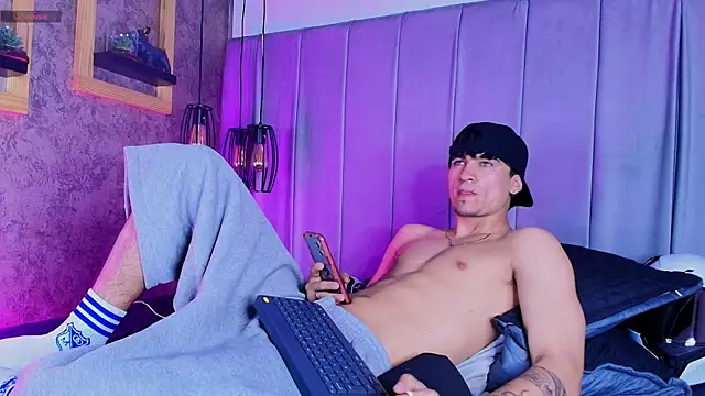 The_BossCrown webcam