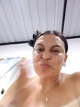 Horny-Mommy-Dirty webcam