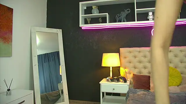 TaniaKaverina webcam