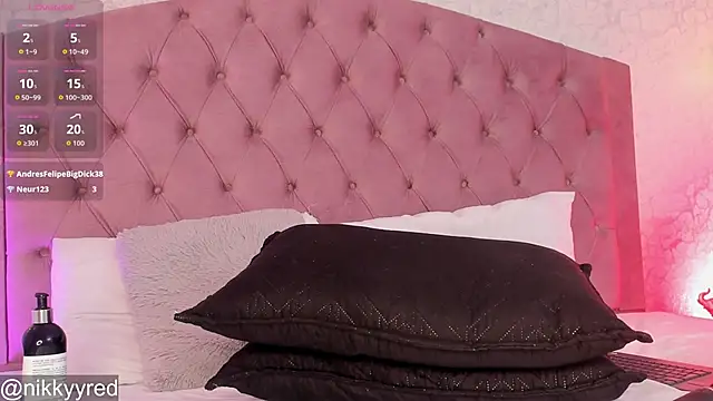 Nikky_Red_ webcam