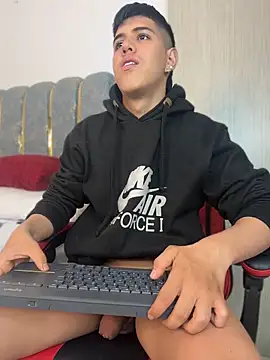 Angel_khouri_ webcam