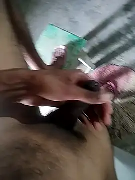 Tushu_under19_boy webcam