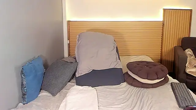 megan_dreamsss webcam