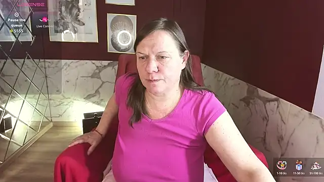 KellyPerfection webcam