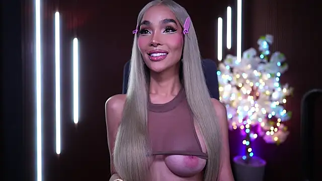 xxforyoureyesonlyxx webcam