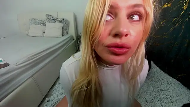 innocent_eva1 webcam