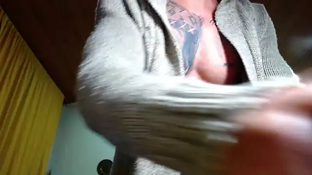 sebastian_horny webcam