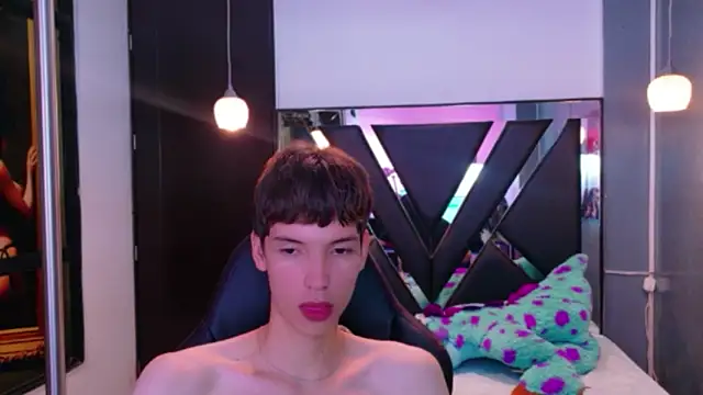 Model: Stefany_PiInk