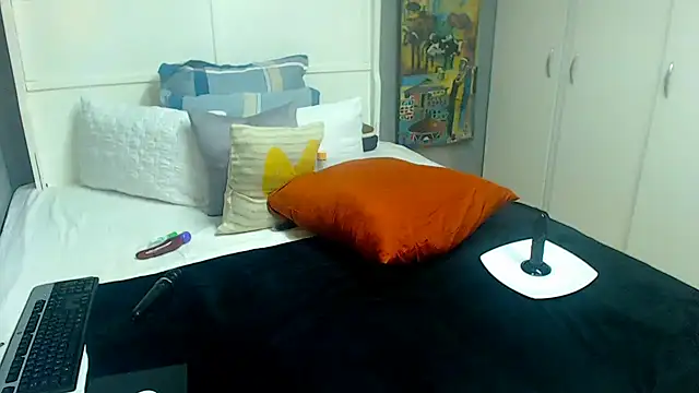 Brunettedevon33 webcam