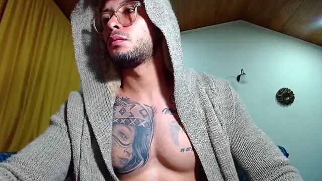 sebastian_horny webcam