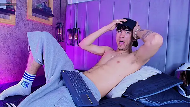 The_BossCrown webcam